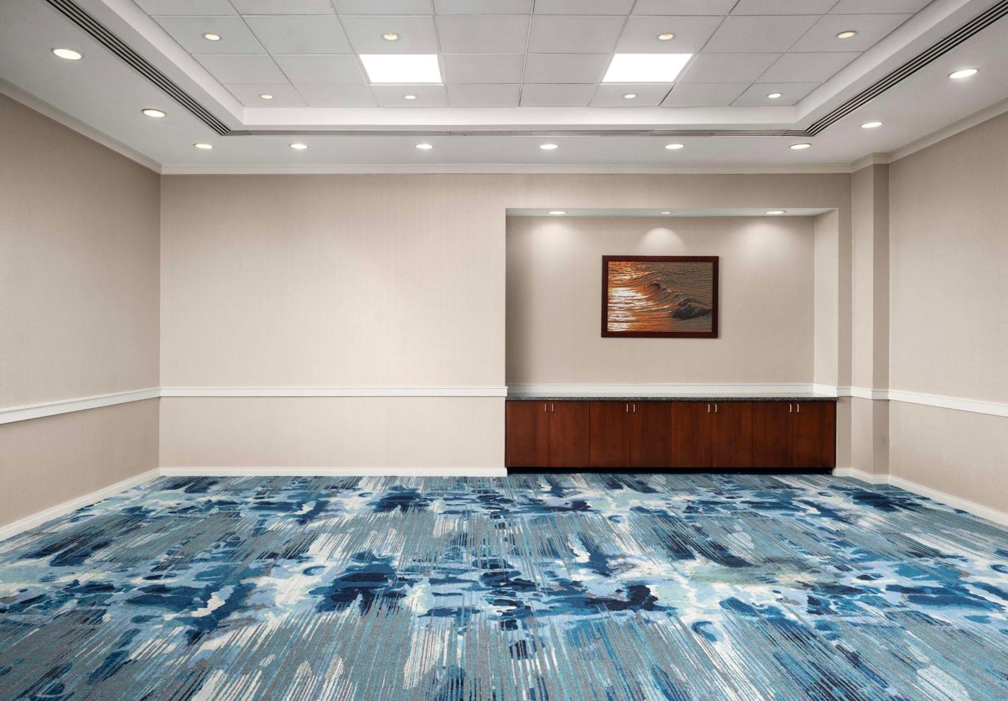 Hilton Virginia Beach Oceanfront Exterior photo