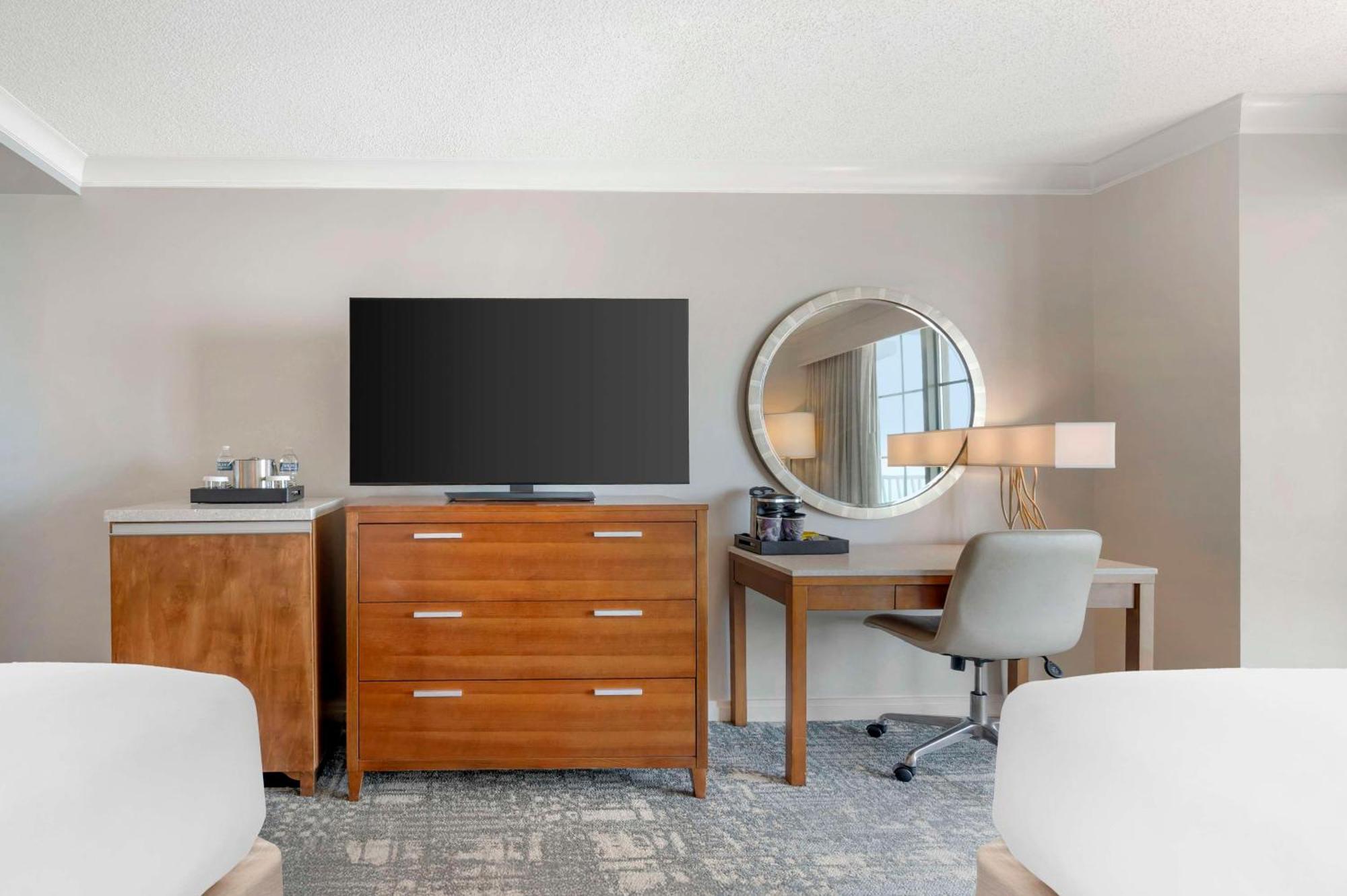 Hilton Virginia Beach Oceanfront Exterior photo